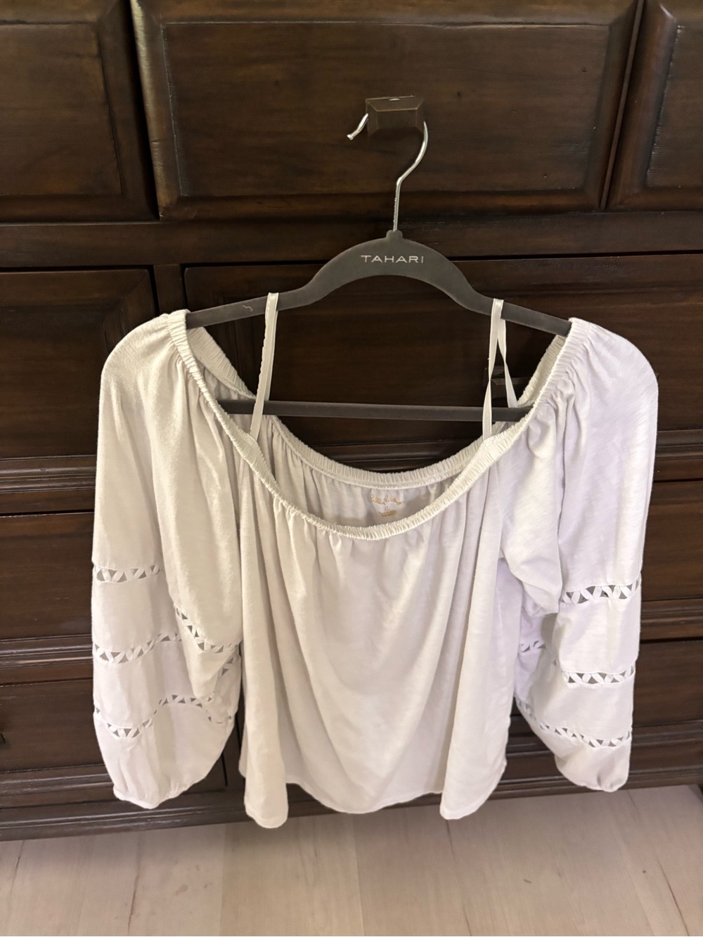 Lilly Pulitzer Cream Off-Shoulder Peasant Blouse with Cutout Sleeve Trim